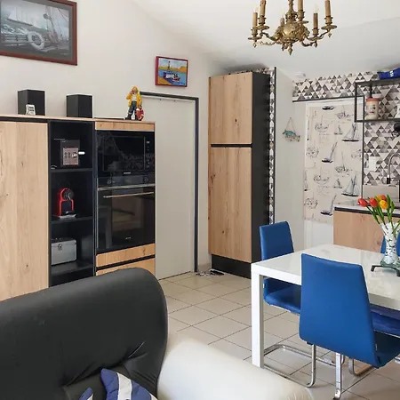 2 Bedroom In * 노트르담드몽